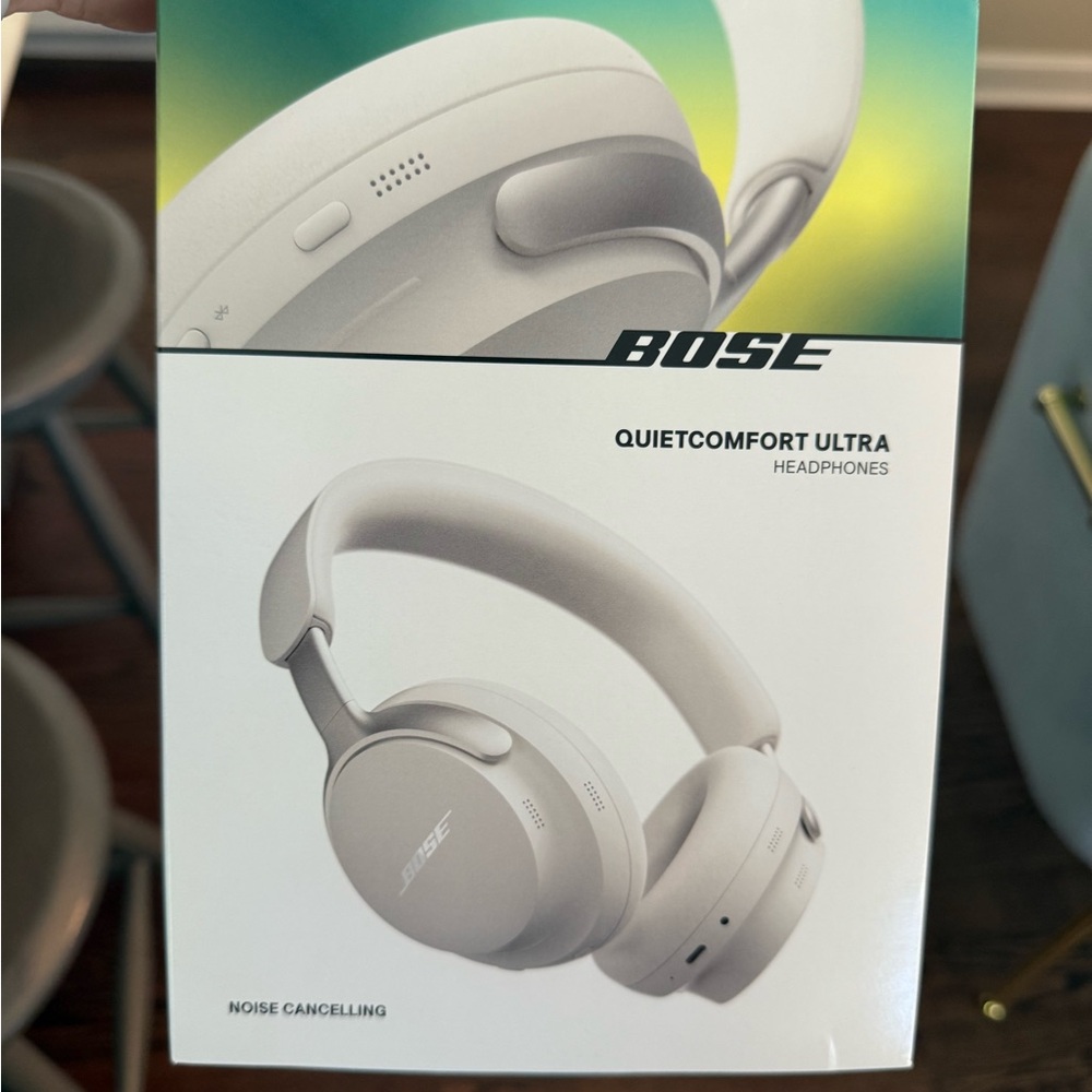 Bose QuietComfort Ultra Wireless Headphones - White Smoke High fidelity